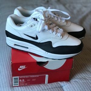 Air Max 1 Premium “Jewel” || Black & White